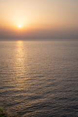 海　夕暮れ空のシンプル背景