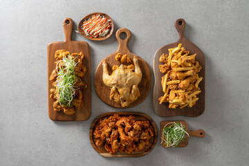 Fried chicken, whole chicken, fried chicken, seasoning, chicken, soy sauce, green onion chicken, whole green onion chicken Korean food dish