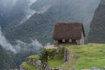 Casa del guardián en el sitio arqueológico de Machu Picchu 