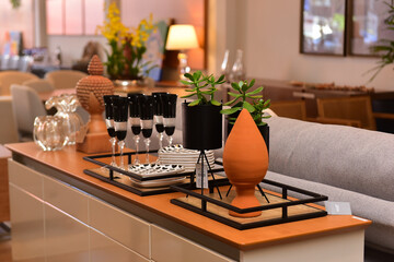luxury dining room interior, clay pine cone, rustic decoration, handmade decoration, interior decoration with clay, counter, decoration with crafts, brazilian handicraft, decorated room