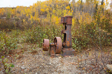 Abandoned mining equipment from the Klondike gold rush era in the vicinity of Dawson City, Canada
 - obrazy, fototapety, plakaty