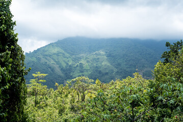 Bergpanorama mit Wolken Sierra Nevada de Santa Marta Kolumbien