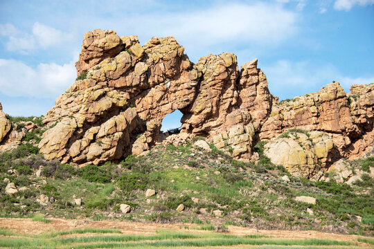 Keyhole rock formation on popular Devils Backbone hiking trail in Loveland, CO.