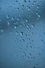 ガラスに付いた水滴のマクロ撮影