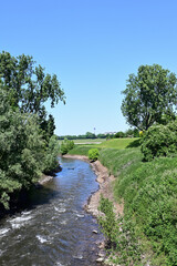 mündung fluss erft in rhein in neuss, nrw, deutschland