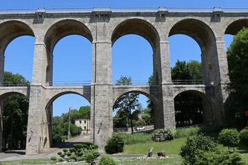 Fototapeta na wymiar Le viaduc de Chaumont, construit au 19ème siècle, ville de Chaumont, département de la Haute Marne France