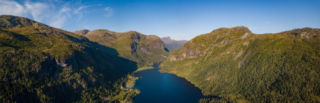 Lake Espeland Espeland valley, Hordaland County, Norway, Scandinavia