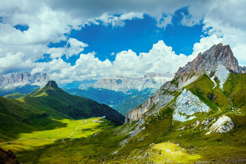 Obraz premium landscape with mountains, hills and clouds