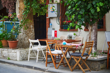 Fototapeta na wymiar Typical street of Kuzguncuk, neighborhood in the Uskudar district on the Asian side of the Bosphorus in Istanbul, Turkey