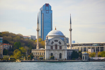 Fototapeta na wymiar Scenic city view across Bosphorus strait in Istanbul, Turkey