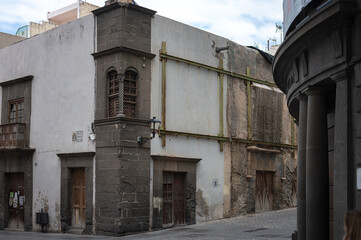 Fototapeta na wymiar Detail of the old ball street in Tenteniguada in Las Palmas de Gran Canaria