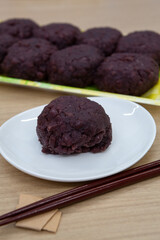 日本の伝統的なお菓子「おはぎ」