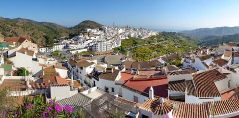 Fototapeta premium The famous white village of Frigiliana overlooking the Mediterranean Sea in Andalusia, Southern Spain