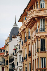 Obraz premium Beautiful 19th century facades in the center of Nice