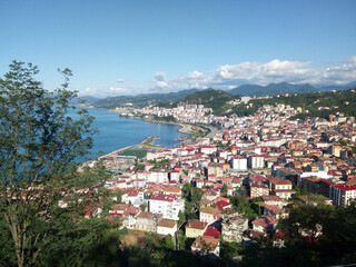 Obraz premium view of the city from the hill