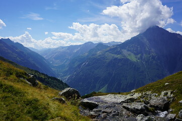 Wandern in den Bergen der Schweiz