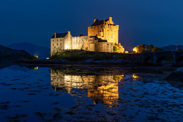 Eilean Donan Castle with the bridge at night