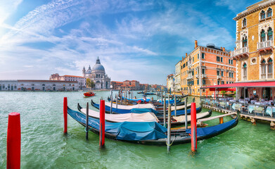 Breathtaking morning cityscape of Venice with famous Canal Grande and Basilica di Santa Maria della...