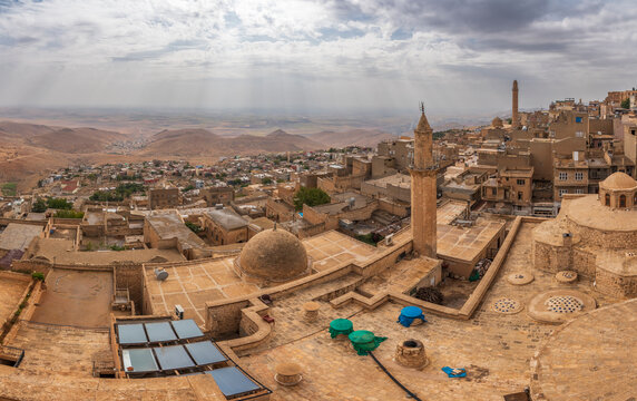 Mardin, the ancient city of Mesopotamia, and photos taken from various angles of stone houses, the architecture of temples and the sky