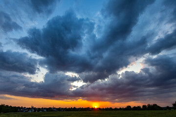 Sonnenuntergang bei Heiningen Kreis Göppingen