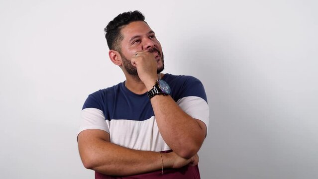 Seguridad, certeza, tranquilidad, fe, convicci&oacute;n, aplomo, credibilidad, firmeza, esperanza, serenidad, optimismo, resoluci&oacute;n, valent&iacute;a, audacia, templanza, autoconfianza, fiabilidad, garant&iacute;a