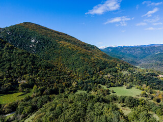 Obraz premium Autumn landscape in La Garrotxa, Girona, Spain.