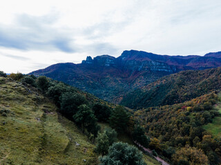 Fototapeta premium Autumn landscape in Puigsacalm Peak, La Garrotxa, Girona, Spain.