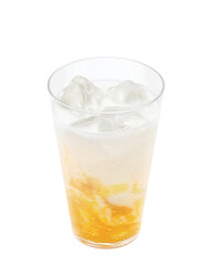 グラスに入ったマンゴーラッシーのイラスト リアル