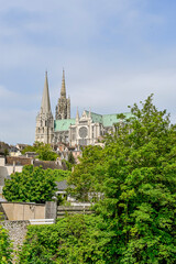 Chartres, Kathedrale, Notre-Dame, Altstadt, Altstadth&auml;user, Kirchenfenster, Fluss, Eure, Sommer, Frankreich