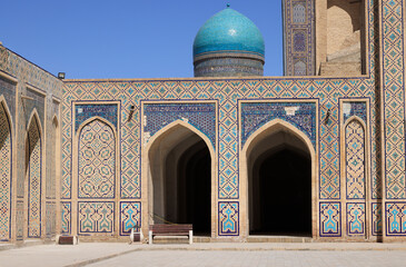 Fototapeta na wymiar Poi Kalyan complex, view of the Mosque area, Bukhara, Uzbekistan