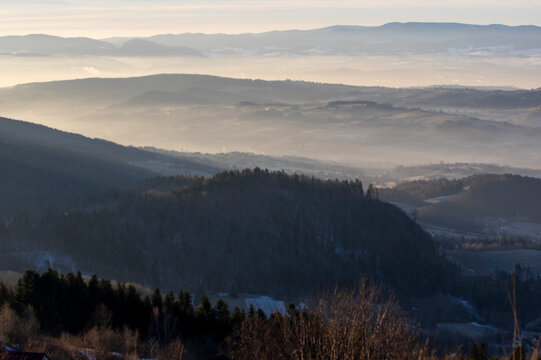 Mgły w dolinach © Wiktor