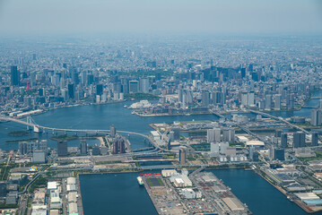 Fototapeta premium 空から眺める東京港お台場 隅田川河口