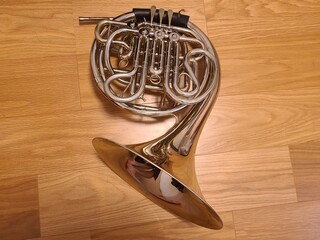 French horn ホルン corno 