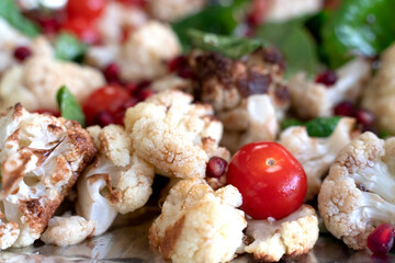 Fresh vegetables salad with Cauliflower and Aragula and balsamic vinegar seasoning