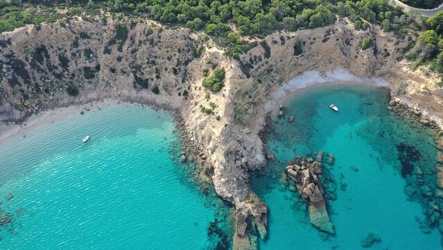 Espagne, sur l'&icirc;le de Minorque, plage d'Arenal d'en Castell	