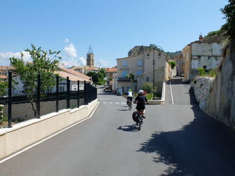 Clermont-ferrand - Forcalquier &agrave; v&eacute;lo