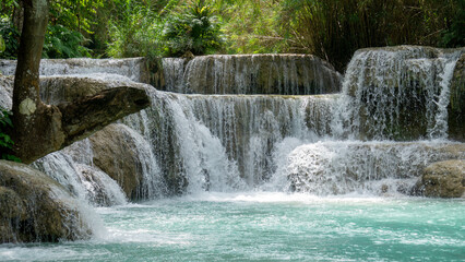 Kuang Si waterfalls in Luang Prabang, Laos © Vincent
