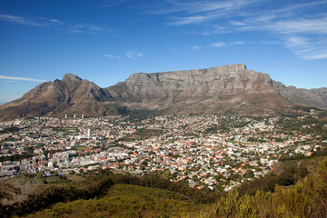 Fototapeta na wymiar Cape Town CBD and the urban city area, viewd from Signal Hill, Western Cape, South Africa.