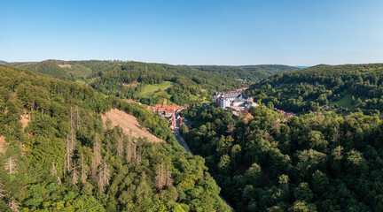 Fototapeta na wymiar Blick nach Stolberg im Harz mit Schloss