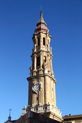 Fototapeta na wymiar basílica del pilar
