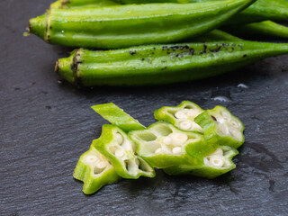 夏野菜のオクラ。ネバネバする新鮮な野菜。
