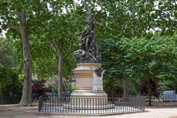 Fototapeta premium Monument to the People of Dos de Mayo of 1808 in Madrid