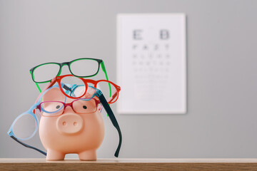 Cute piggy bank choosing new eyewear