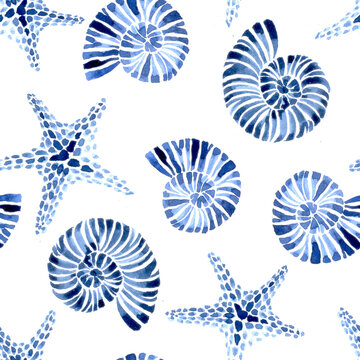 watercolor seamless pattern, with seashells and starfish. ocean sea theme, blue print on white background