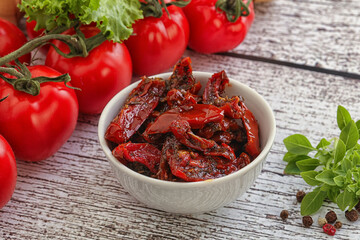 Sun dried tomato with olive oil