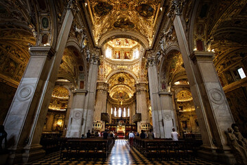 Fototapeta na wymiar Interior view of Basilica di Santa Maria Maggiore in Citta Alta (Upper town) in Bergamo, Italy