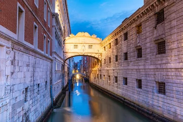 Fotobehang Brug der Zuchten Bridge of Sighs in Venice, Italy