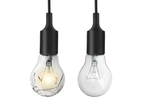 Broken light bulb, transparent background