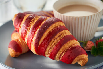 バイカラークロワッサン