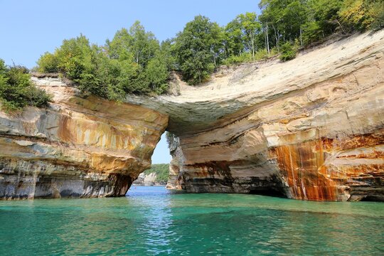 Lovers Leap Arch, Pictured Rocks National Lakeshore of Lake Superior, Munising, Michigan, USA